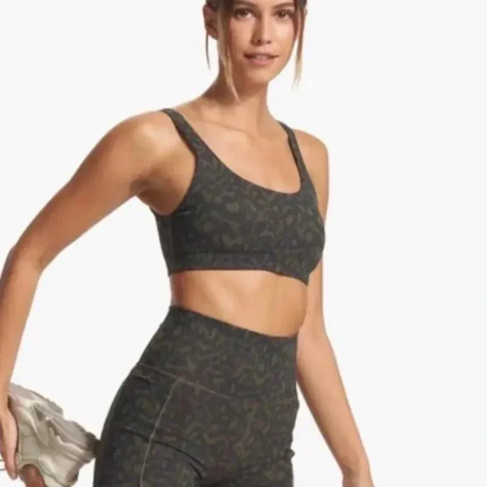 Vuori Black Sports Bra